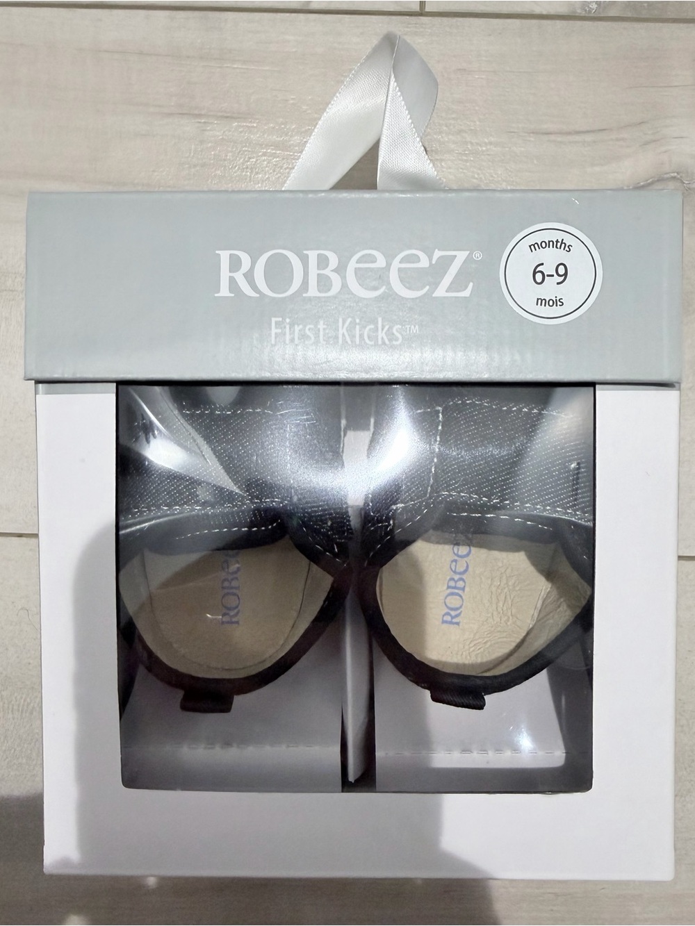 Robeez Baby First Kicks Shoes in Gray